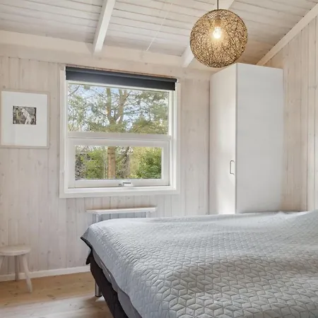 Nafne - 500m From The Sea By Interhome