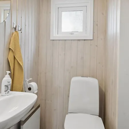 Feriehus Nafne - 500m From The Sea By Interhome Hals