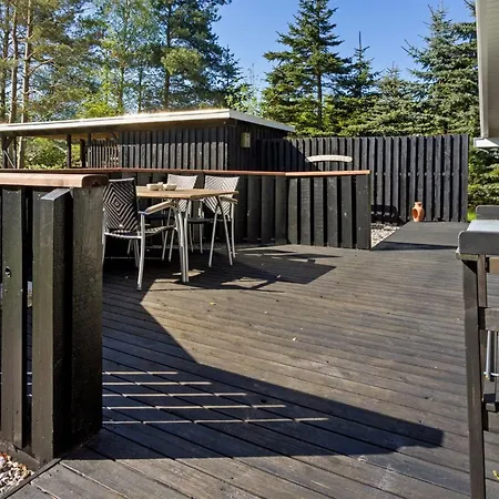 Nafne - 500m From The Sea By Interhome *